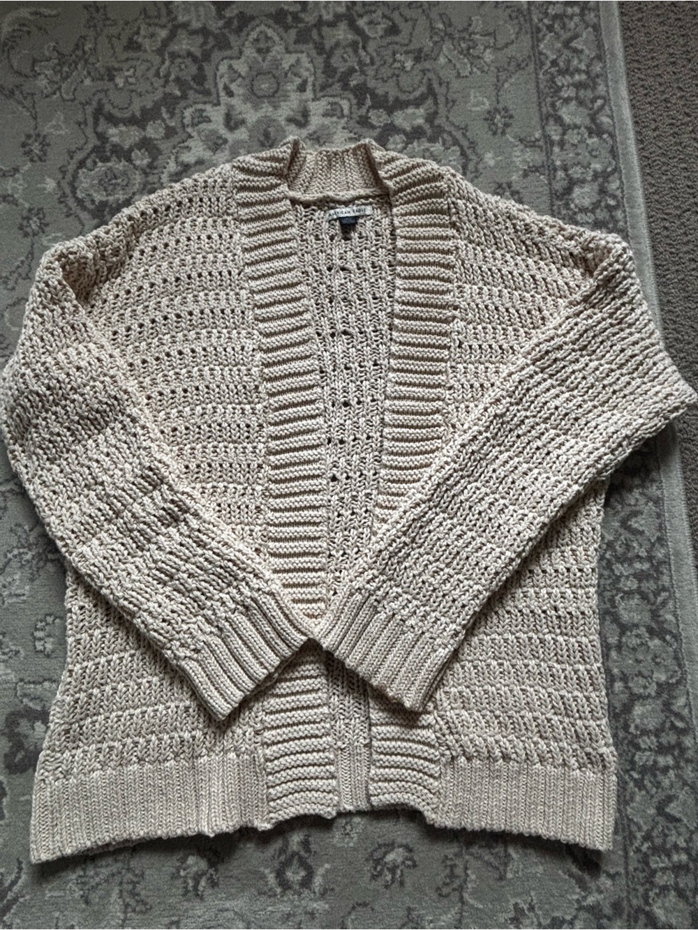 American Eagle Cardigan